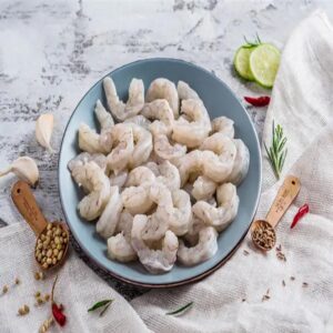 peeled & deveined prawns (સાફ કરેલી ઝીંગા)